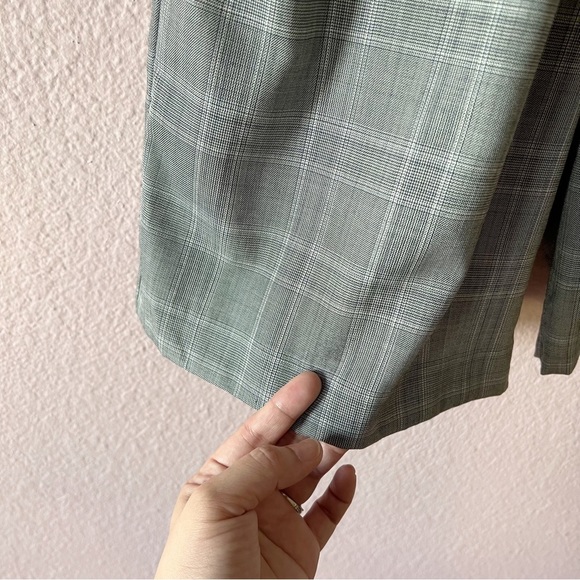 R13 Womens Baggy Long Short Grey Plaid  Wool Blend Size Large - Picture 9 of 12